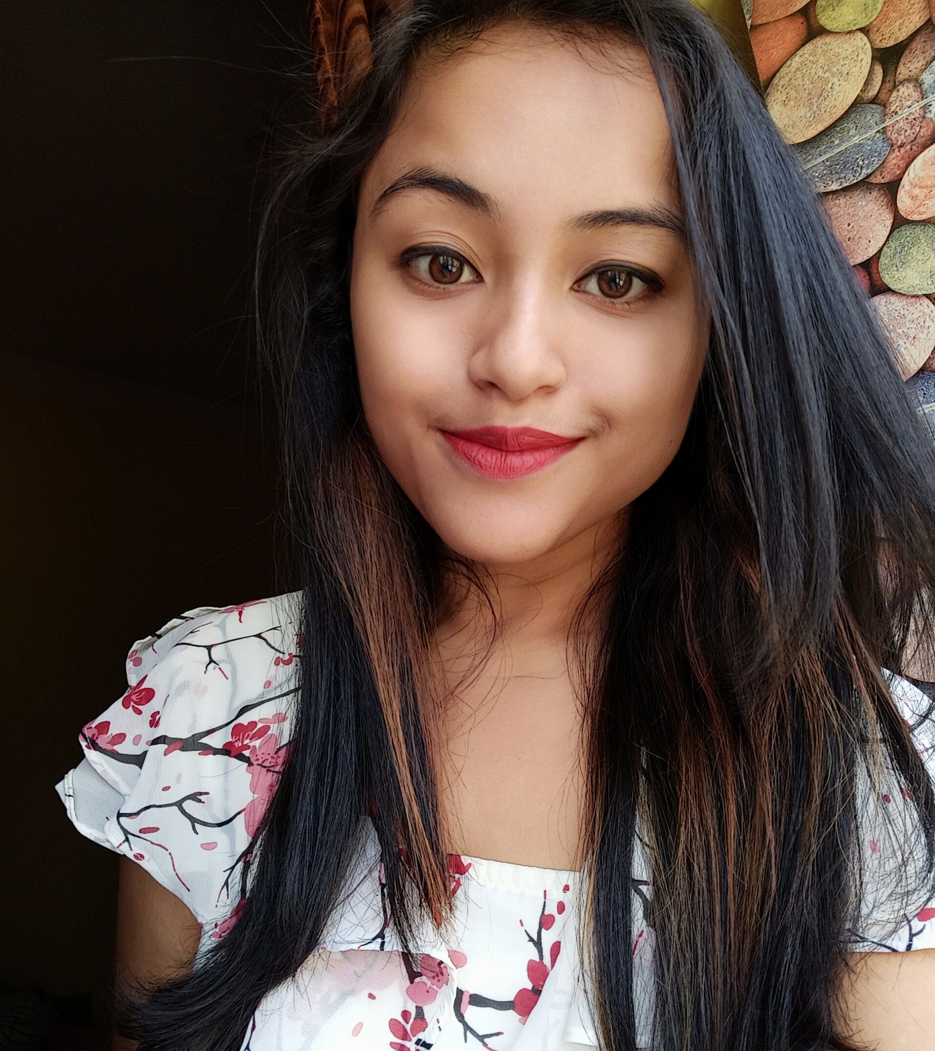 MAKEUP_2020042910572210_save - srija majumder